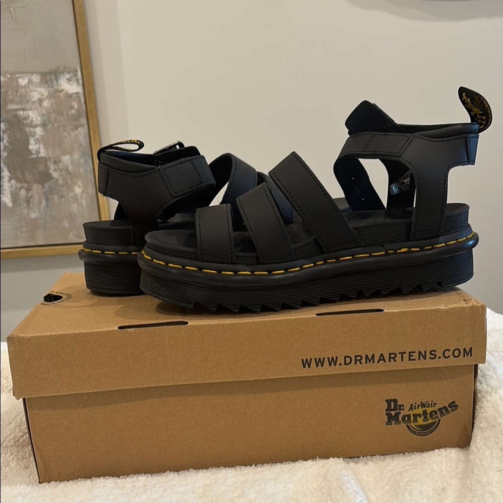 Dr. Martens Blair Hydro